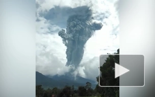 В Индонезии из-за извержения вулкана Марапи погибли 13 человек