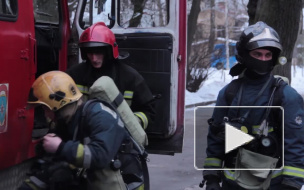 Огромный склад стройматериалов сгорел на Глухоозерском шоссе