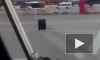 Видео: В Шереметьево сбежал чемодан