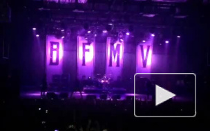 Bullet for My Valentine подняли российский флаг на сцене