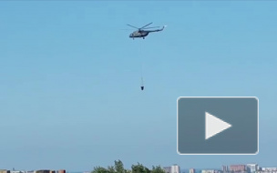Видео: в Махачкале крупный пожар снова тушили с вертолета