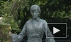 В саду Кенсингтонского дворца в Лондоне открыли статую принцессы Дианы