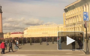 Видео: на Дворцовой проходит вторая репетиция Парада Победы 