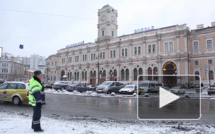 Снегопад в Петербурге: город стоит в пробках из-за массовых аварий