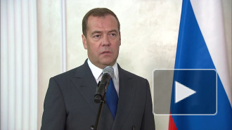 Дмитрий Медведев поручил пересмотреть правила работы ресторанов