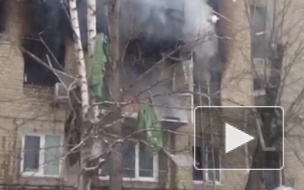 Видео: сильнейший пожар после взрыва в Саратове тушили 65 человек