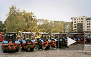 В Приморском районе прошел торжественный парад дорожной техники