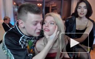 Российский блогер разбил лицо девушке в прямом эфире