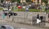 Видео: на перекрестке Комендантской площади столкнулись иномарки