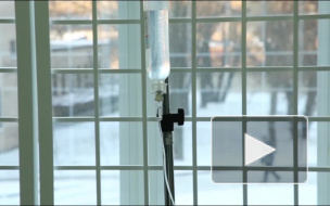 Врачи борются за жизнь пенсионерки, попавшей под колеса троллейбуса на Богатырском проспекте