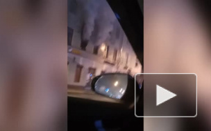 Двух пенсионеров госпитализировали после пожара на Колокольной улице
