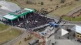 Около двух тысяч беженцев собрались возле КПП на польско...