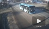 В Красном Селе водители рейсовых автобусов устроили погоню