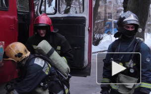 Горящий пластик на заводе «Вимм-Билл-Данн» в Петербурге тушили 14 пожарных расчетов