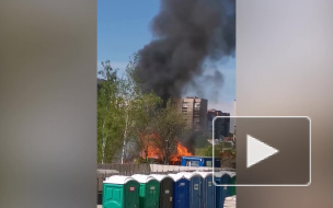 Видео: на Космонавтов загорелись несколько гаражей