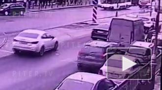 В ДТП на Владимирском проспекте пострадал мужчина