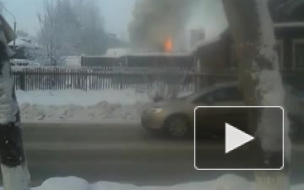 Видео: в Сыктывкаре горела баня