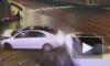Видео: две белые иномарки не уступили друг другу на Рижском проспекте