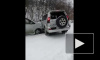 Видео: во Владивостоке из-за снегопада столкнулись семь автомобилей