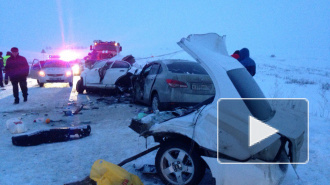 Видео и фото жутких последствий ДТП в Мордовии: иномарку раскидало по кускам