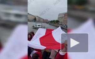 По петербургским рекам и каналам прошла акция солидарности с Минском