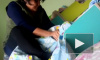 Жесткое видео из Казахстана: Воспитательница душит малышку, чтобы "успокоить"