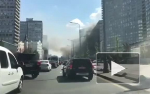 В Москве на Новом Арбате горит "дом-книжка"