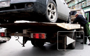 В Невском районе эвакуировали машину с 4-летним ребенком