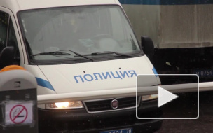 В Петербурге из магазина "Евросети" преступник в маске вынес 400 тыс рублей