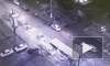 Видео: автобус стал случайным участником ДТП на Славы 