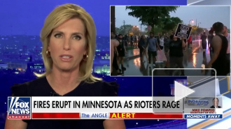 В Миннеаполисе протестующие напали на экипаж скорой помощи