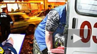 Петербуржец сбил трех человек на трамвайной остановке