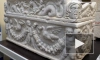 В Павловск после реставрации вернулись шесть мраморных античных пеплохранильниц
