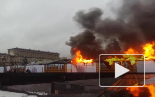 На Московской площади горит новогодняя ярмарка