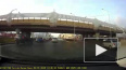 Видео: на Богатырском проспекте перевернулся мусоровоз