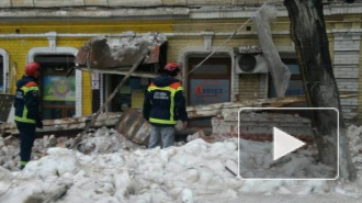 В сети опубликовано видео момента обрушения дома в Саратове и его последствий