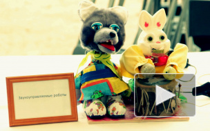 На Тесла-шоу в Политехе показали устройство для управления роботами силой мысли