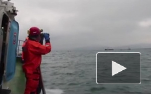 Пограничники спасли из холодной воды рыбаков, которых подвел "Крым"