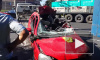 Смертельное ДТП на проспекте Ветеранов: Opel Corsa влетел в припаркованный грузовик