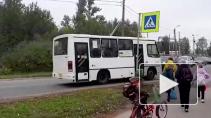 Жители Сергиево обеспокоены отсутствием светофоров на переходе у школы