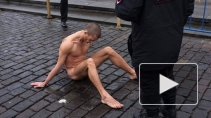 Художник Петр Павленский принес яйца в жертву искусству