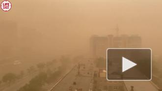 На Астраханскую область обрушилась пыльная буря
