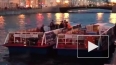 Видео: Теплоход врезался в мост на Фонтанке в Петербурге, ...