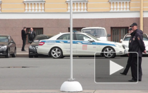 В Петербурге компания с пистолетом издевалась над подростком и снимала все на видео