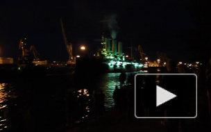 Ночью «Аврора» вернулась домой