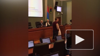 В Карелии пенсионер передал депутатам "подарки" за прибавку в 21 рубль