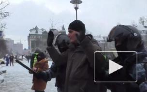 СМИ сообщают о первых задержаниях на акции в поддержку Навального