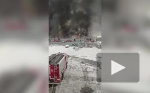 На складе в Омске произошел пожар на площади 4,5 тыс. кв. м