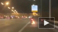 Пьяная женщина в горящем авто на МКАД попала на видео