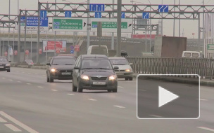 В ночном столкновении на КАД в Петербурге пострадали два грузовика и легковушка